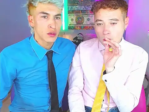 Snapshot of Latin_boysxxxx chatting on October 2025 01:17:01 AM Latin boysxxxx online show from October 2025 01:17:01 AM