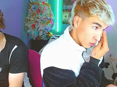 Latin boysxxxx online show from November 2025 01:20:01 AM