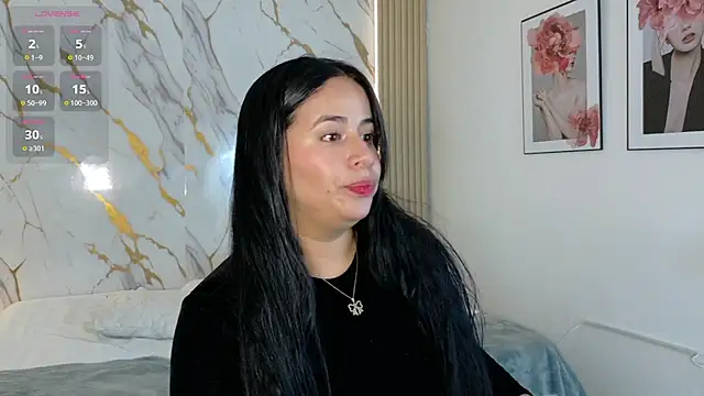 Snapshot of zoe_longhair chatting on June 2026 01:20:02 PM zoe longhair online show from June 2026 01:20:02 PM