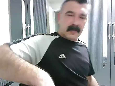 meroglu45 online show from October 2025 06:19:01 PM