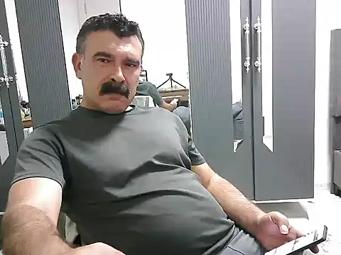 meroglu45 online show from October 2025 06:05:01 PM