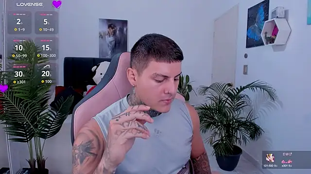 dirty boy0 online show from October 2025 04:53:02 PM