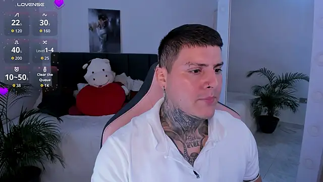 dirty boy0 online show from October 2025 04:42:02 PM