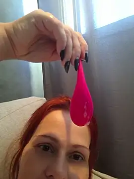 PorcelainDoll1 online show from February 2026 11:32:01 AM