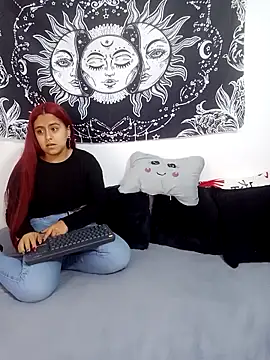 Snapshot of abby_n_emily chatting on November 2025 12:20:01 PM abby n emily online show from November 2025 12:20:01 PM