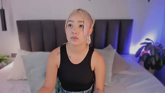 AilanaCortes online show from February 2026 12:13:02 PM