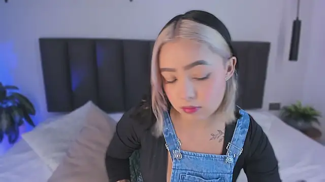 AilanaCortes online show from February 2026 12:16:01 PM