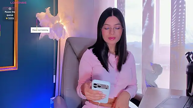 Rashel Frost  online show from May 2026 02:33:02 PM