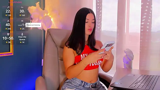 Snapshot of Rashel_Frost_ chatting on May 2026 06:22:02 PM Rashel Frost online show from May 2026 06:22:02 PM