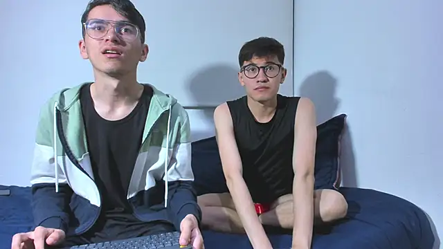 dani angel dark online show from December 2025 01:39:01 AM