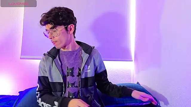 dani angel dark online show from February 2026 07:00:02 PM