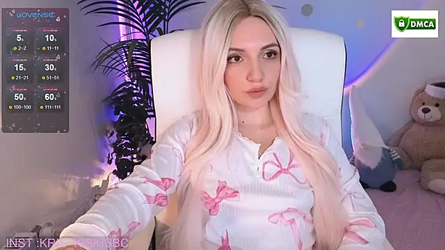 cute cake online show from December 2025 02:32:02 PM