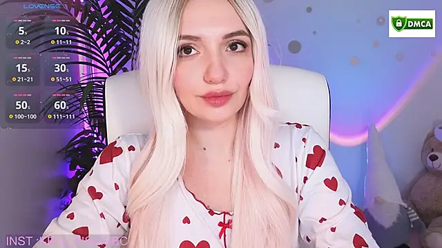 cute cake online show from December 2025 08:09:02 AM