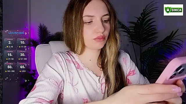 cute cake online show from March 2026 12:12:01 PM