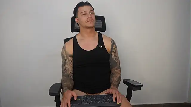 Dominick walker online show from March 2026 03:40:01 AM