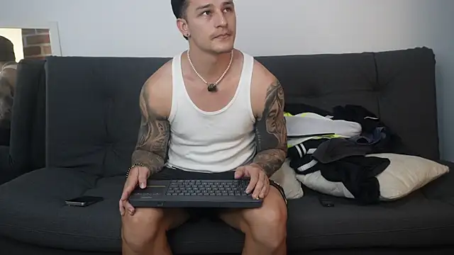 Dominick walker online show from January 2026 10:35:01 PM