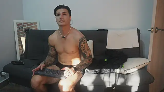 Dominick walker online show from November 2025 09:29:01 PM