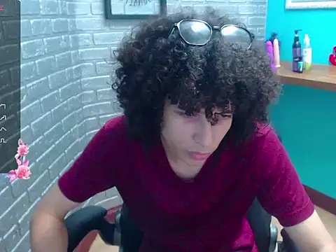 Mike Miiller  online show from October 2025 05:45:01 PM