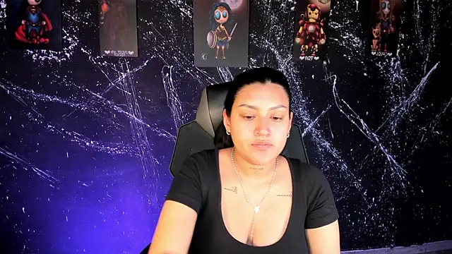 Snapshot of MelodySnow chatting on October 2025 08:44:01 PM MelodySnow online show from October 2025 08:44:01 PM