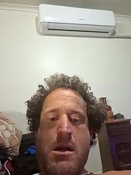 Snapshot of shainnfk chatting on October 2025 04:15:02 PM shainnfk online show from October 2025 04:15:02 PM