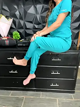 celia-hot online show from October 2025 07:11:02 AM