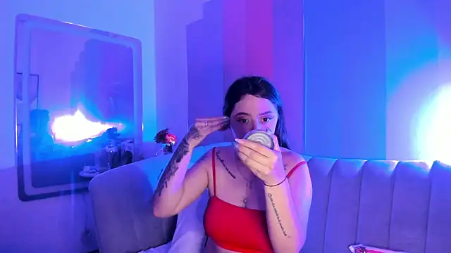 Snapshot of JuliethCruz_ chatting on July 2026 08:39:02 PM JuliethCruz online show from July 2026 08:39:02 PM