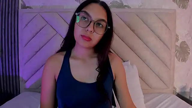 Lexy-Sweet1 online show from November 2025 04:15:02 AM