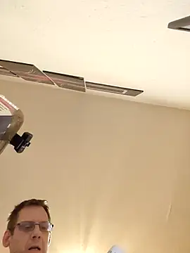 bull419M online show from March 2026 12:26:01 AM