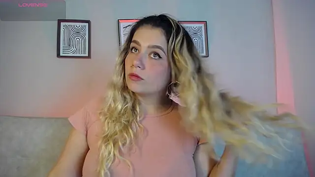 Sweet Bella Valery online show from February 2026 10:32:01 PM