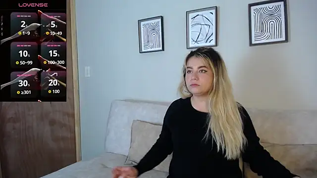 Sweet Bella Valery online show from October 2025 09:58:01 PM