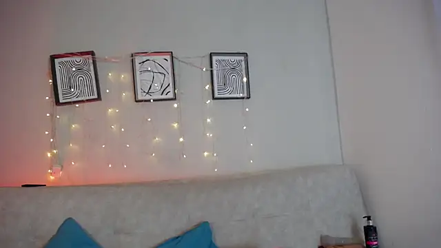 Sweet Bella Valery online show from April 2026 02:32:02 PM