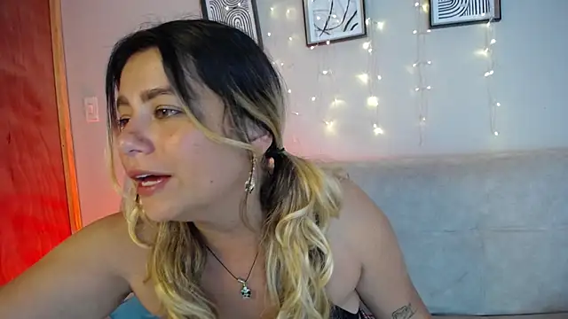 Sweet Bella Valery online show from April 2026 03:50:02 PM