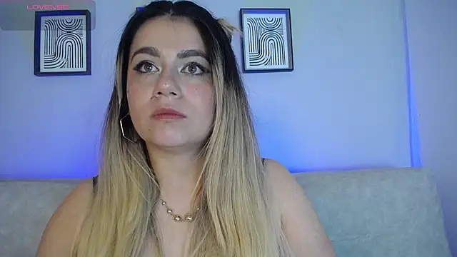 Sweet Bella Valery online show from March 2026 11:21:02 PM