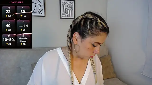 Sweet Bella Valery online show from October 2025 09:37:02 PM