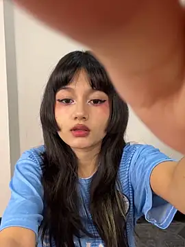 Snapshot of AnaisXoXo chatting on November 2025 10:46:02 PM AnaisXoXo online show from November 2025 10:46:02 PM