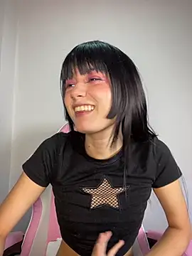 Snapshot of AnaisXoXo chatting on November 2025 11:38:02 PM AnaisXoXo online show from November 2025 11:38:02 PM