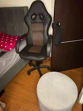 Snapshot of chucky_karla chatting on February 2026 04:12:02 AM chucky karla online show from February 2026 04:12:02 AM