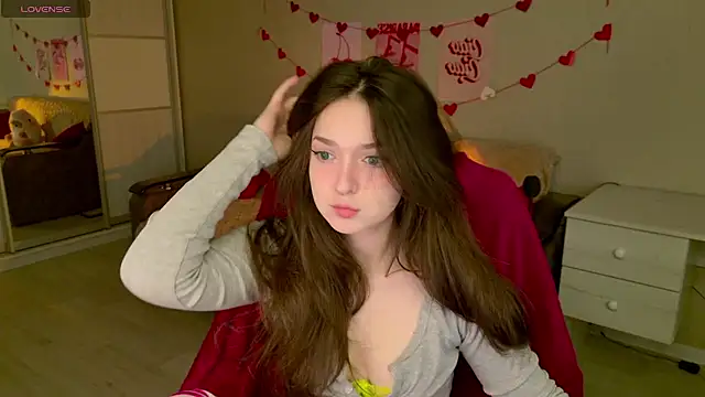 BellaSink online show from November 2025 05:30:02 AM