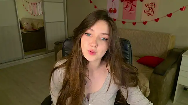 BellaSink online show from October 2025 05:17:02 AM