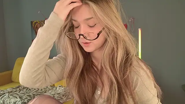 BellaSink online show from February 2026 05:37:01 AM