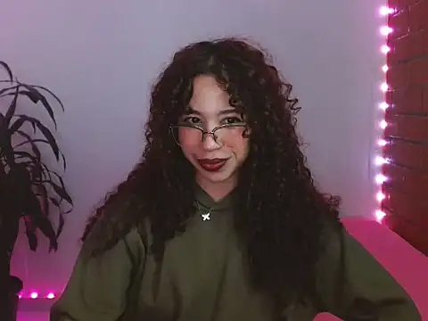 Snapshot of Medussa3033 chatting on November 2025 02:16:02 AM Medussa3033 online show from November 2025 02:16:02 AM