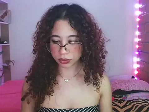 Medussa3033 online show from March 2026 10:00:02 PM