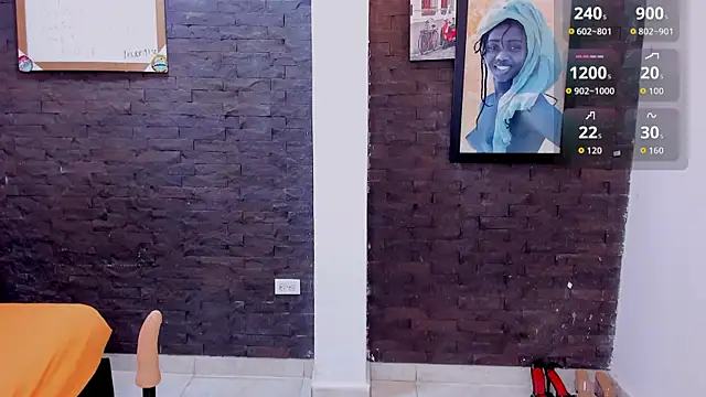 Lessly Cooper online show from November 2025 11:54:02 AM