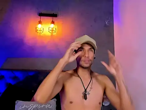 MaxHuston online show from October 2025 07:07:01 AM