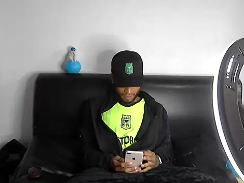 AXionX online show from December 2025 09:23:01 PM