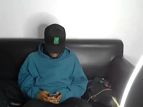 AXionX online show from December 2025 08:57:01 AM