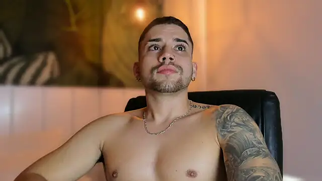 Mike montoya01 online show from November 2025 05:13:02 PM