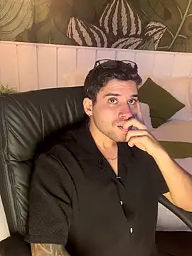 Mike montoya01 online show from October 2025 01:48:02 AM