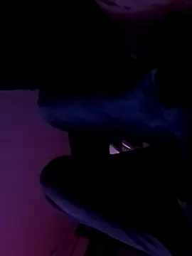 Snapshot of InflatedCurler chatting on November 2025 11:41:02 PM InflatedCurler online show from November 2025 11:41:02 PM