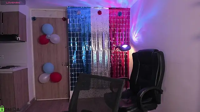 Mikeyvioleta  online show from July 2026 08:22:01 AM